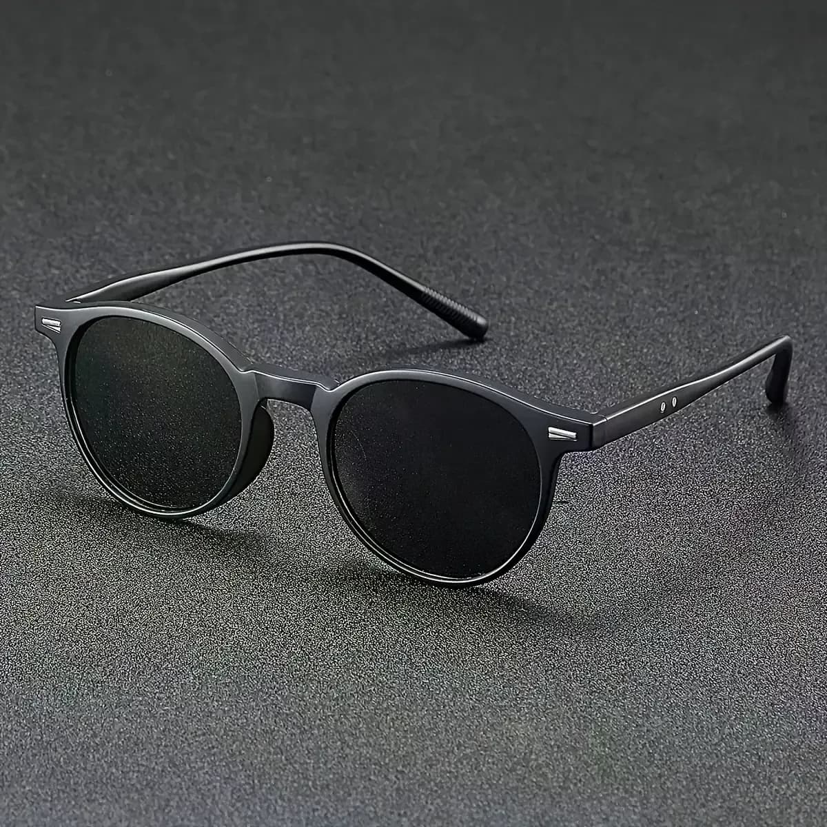 Vintage Round Frame Sunglasses – Retro UV Protection Eyewear — Image 1 of 6